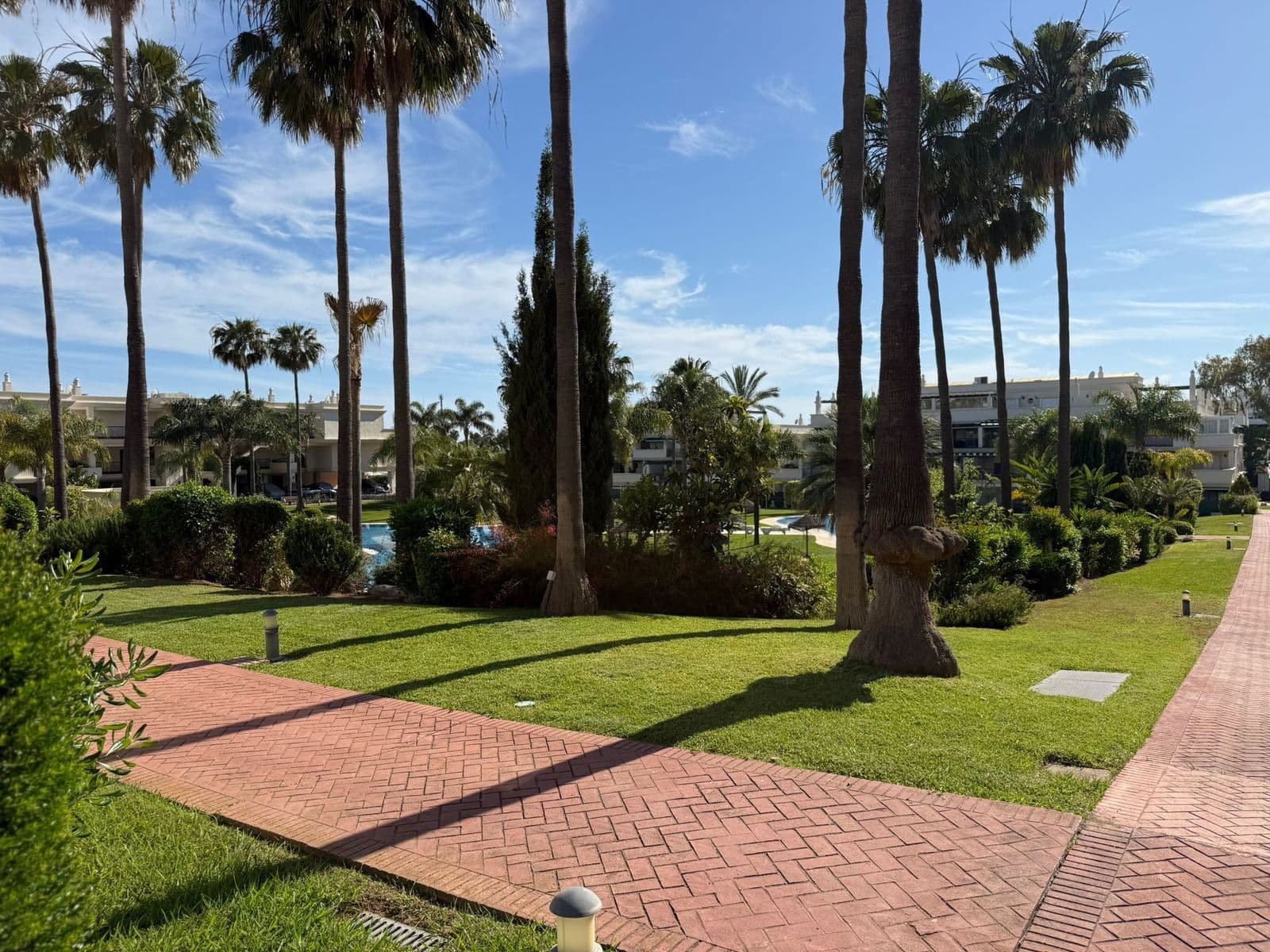 Ground Floor Apartment in Nueva Andalucía, Nueva Andalucía