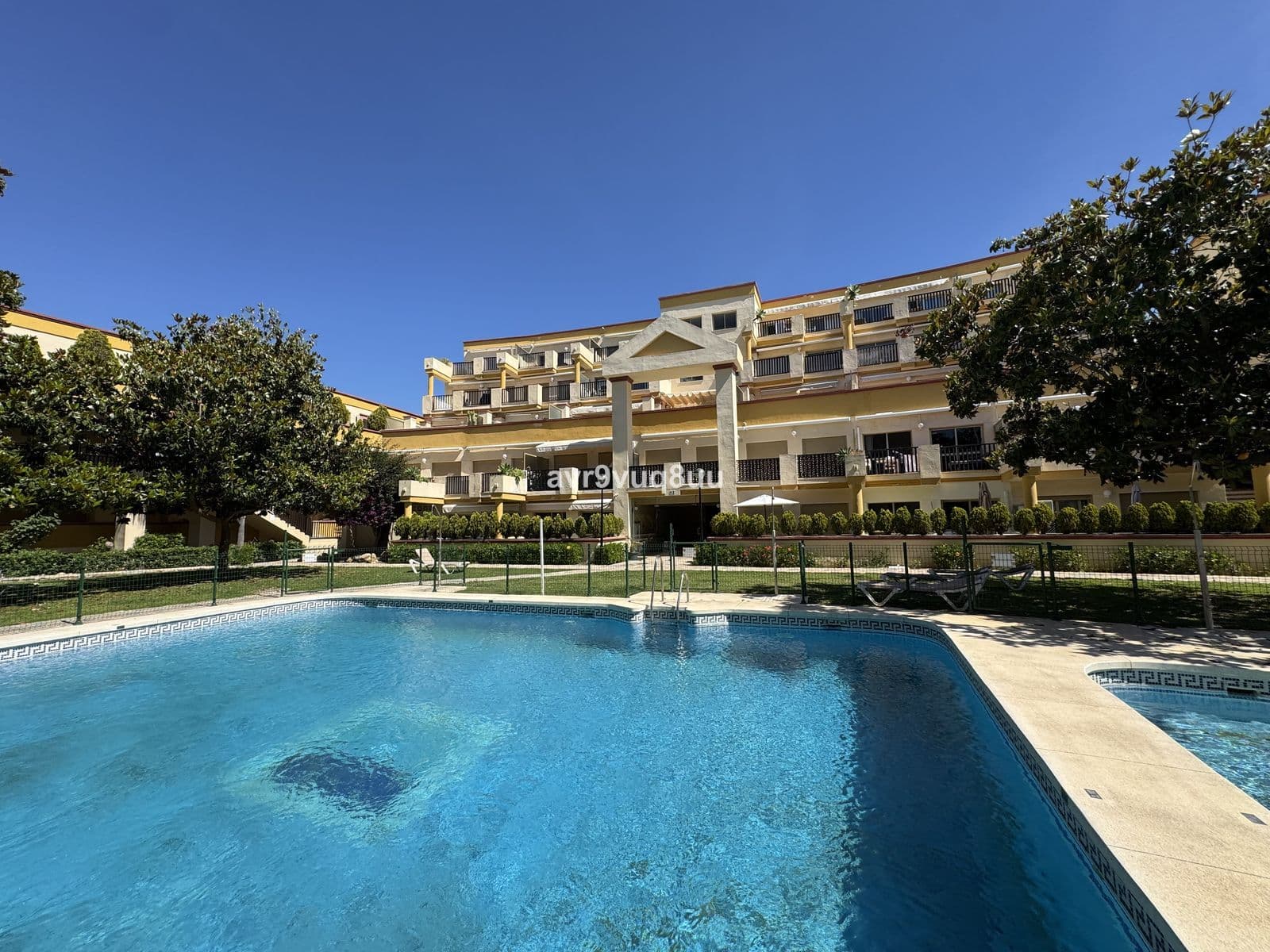 Middle Floor Studio in Elviria, Marbella East