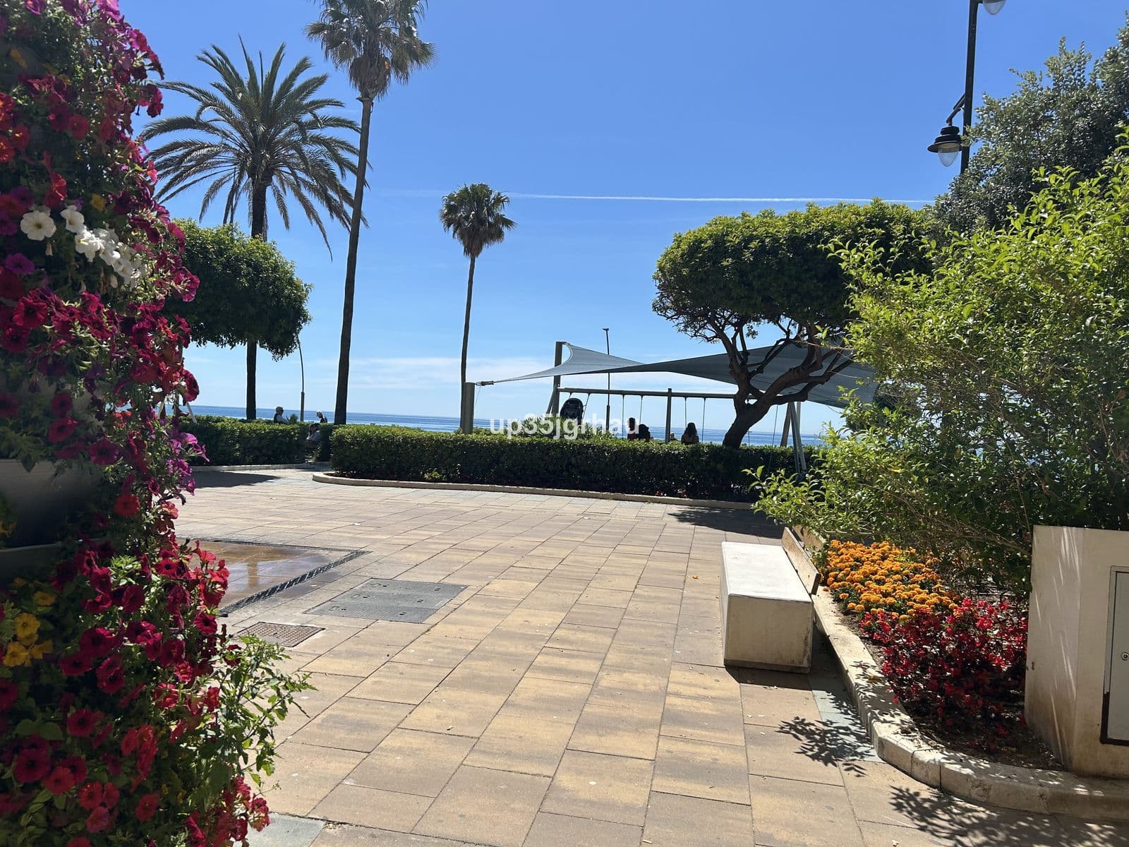 Middle Floor Apartment in Estepona, Estepona