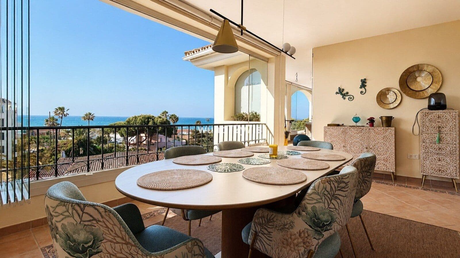 Penthouse in Elviria, Marbella East