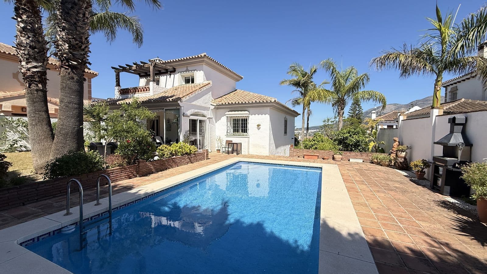 Detached Villa in Coín, Coín