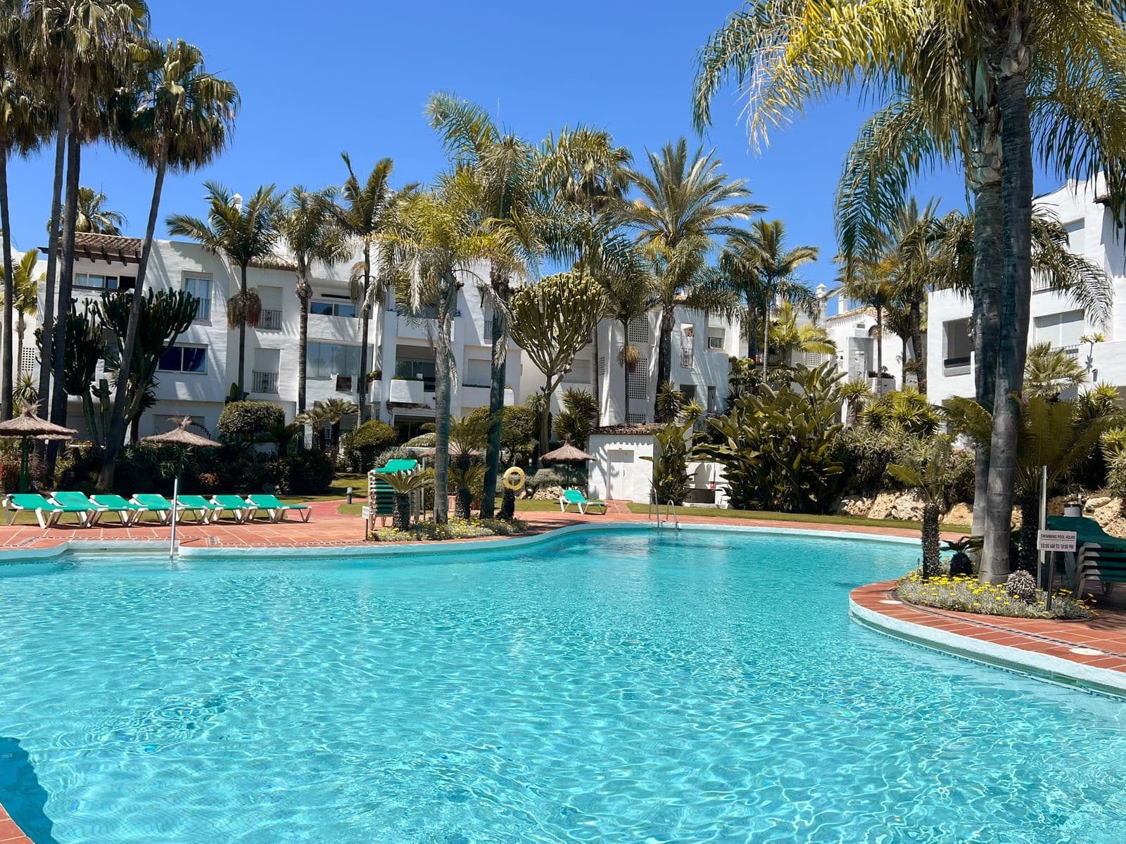 Top Floor Apartment in Costalita, Estepona