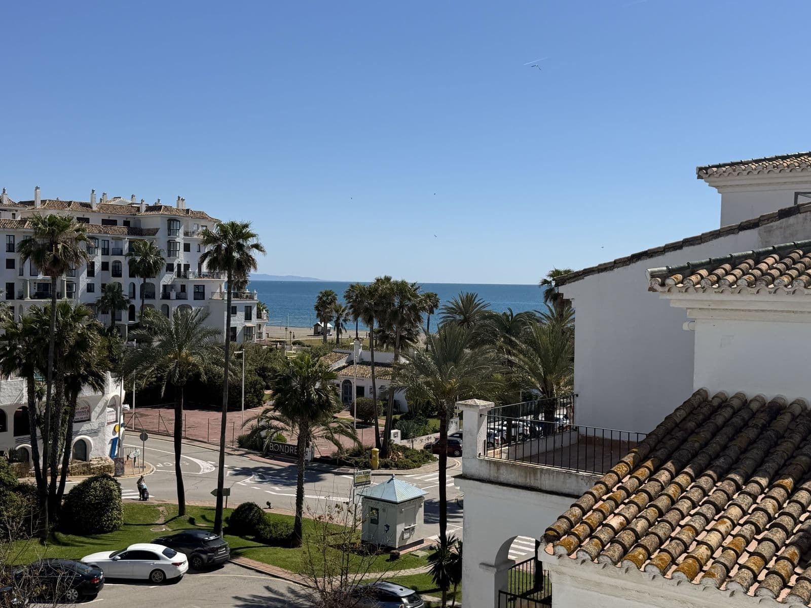 Top Floor Apartment in La Duquesa, Manilva