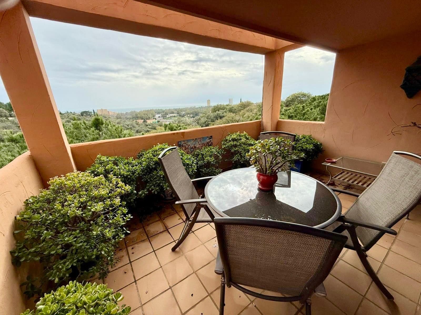 Middle Floor Apartment in Elviria, Marbella East