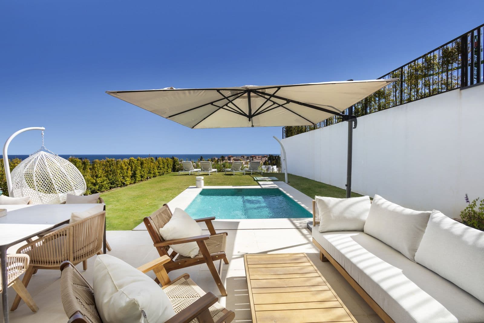 Townhouse in Estepona, Estepona