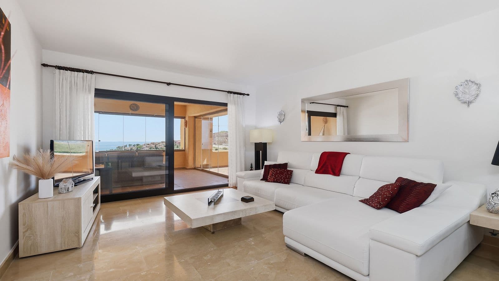 Middle Floor Apartment in San Luis de Sabinillas, Manilva