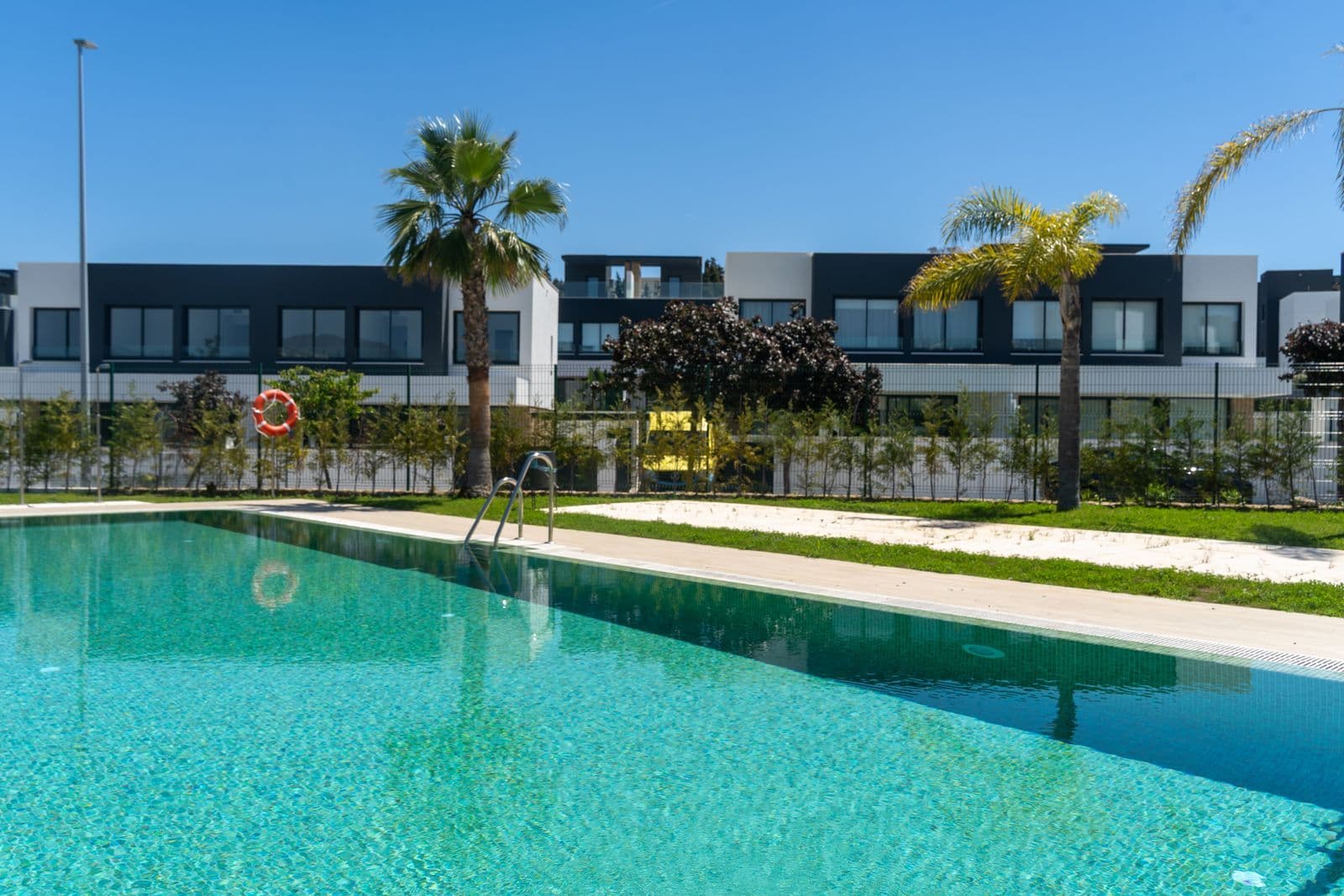 Semi-Detached House in El Paraiso, Estepona