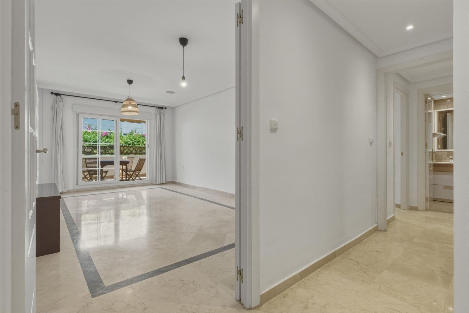 Ground Floor Apartment in The Golden Mile, Marbella