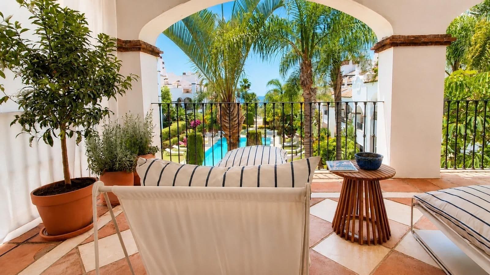 Middle Floor Apartment in Nagüeles, Marbella