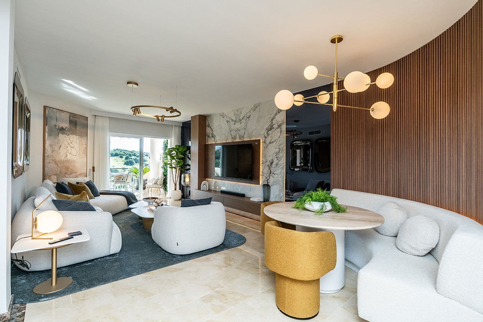 Middle Floor Apartment in Bel Air, Estepona
