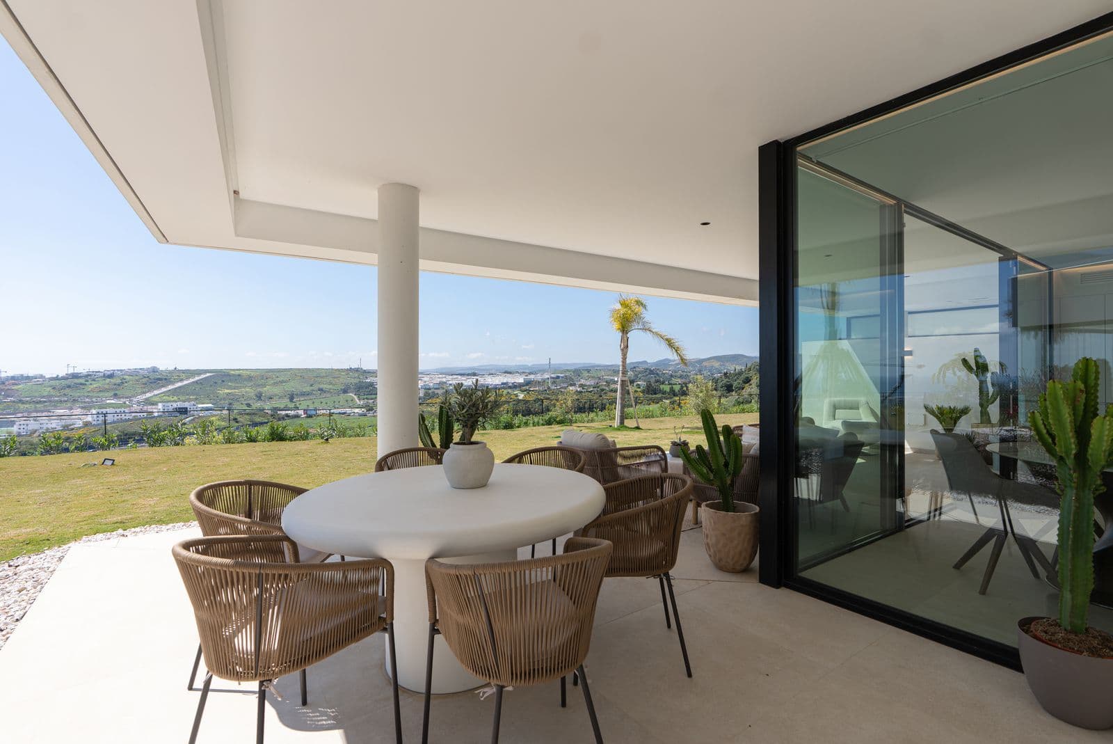 Ground Floor Apartment in Estepona, Estepona