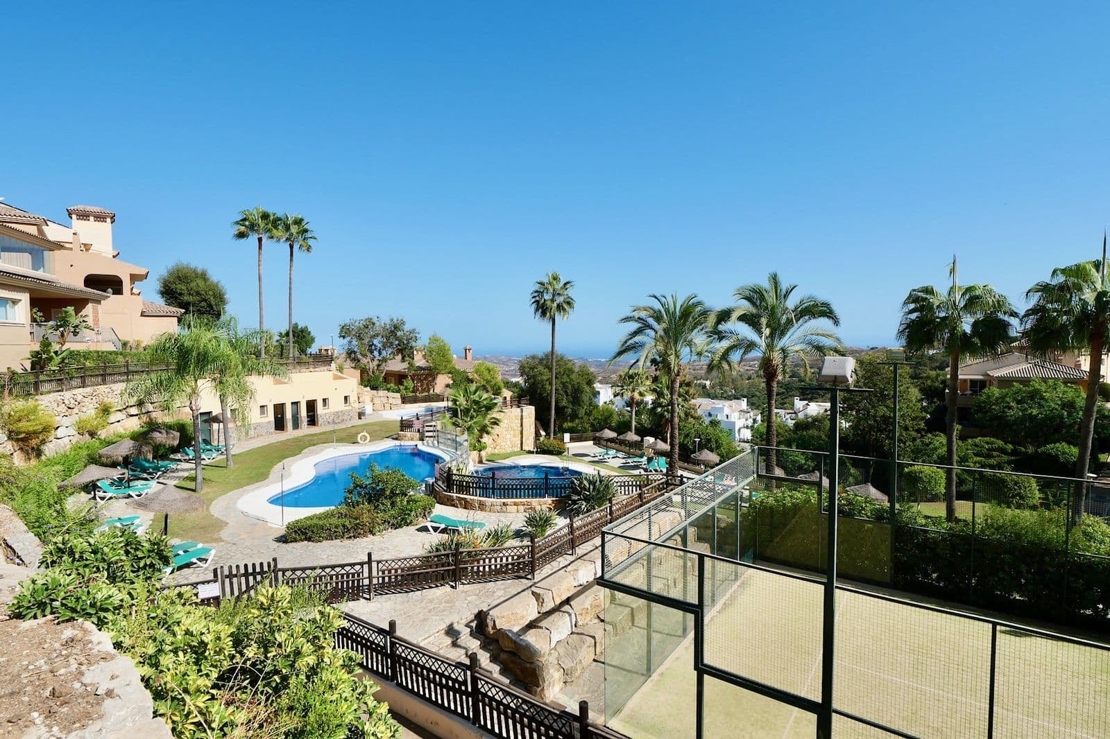 Ground Floor Apartment in La Mairena, Marbella East