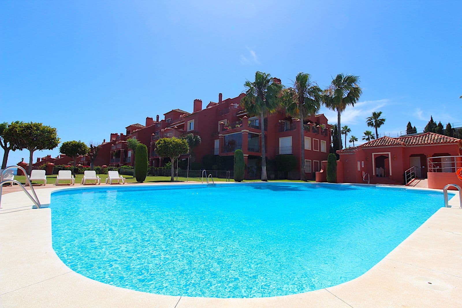Ground Floor Apartment in Monte Halcones, Benahavís