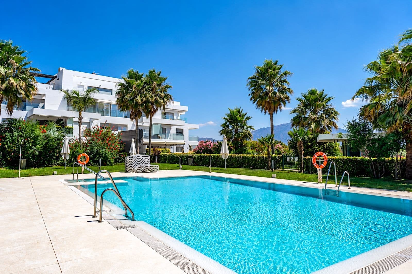 Ground Floor Apartment in Atalaya, Estepona