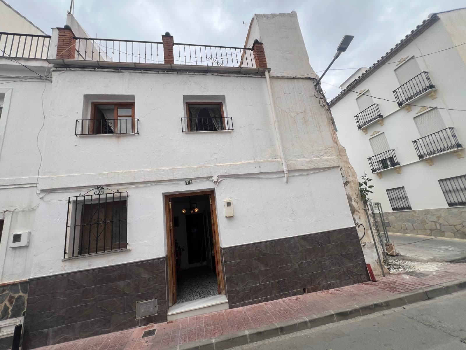 Semi-Detached House in Coín, Coín
