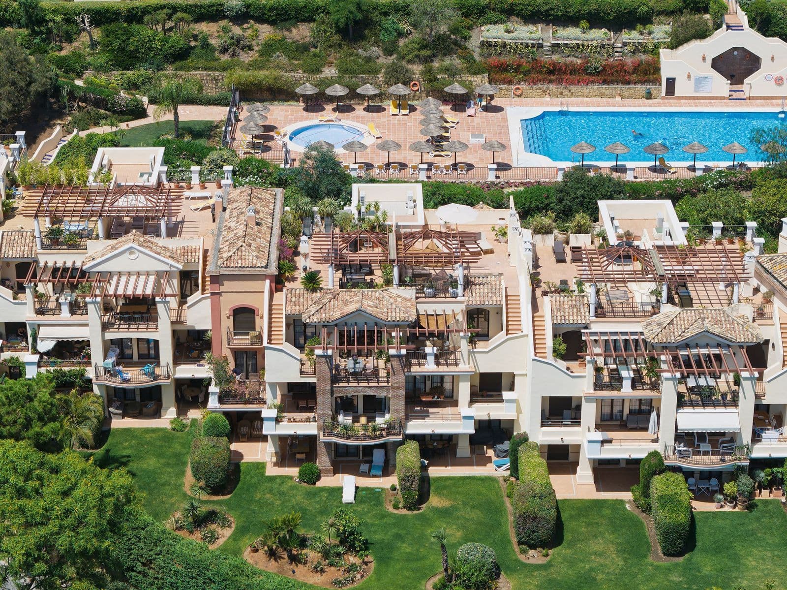 Penthouse in Los Arqueros, Benahavís