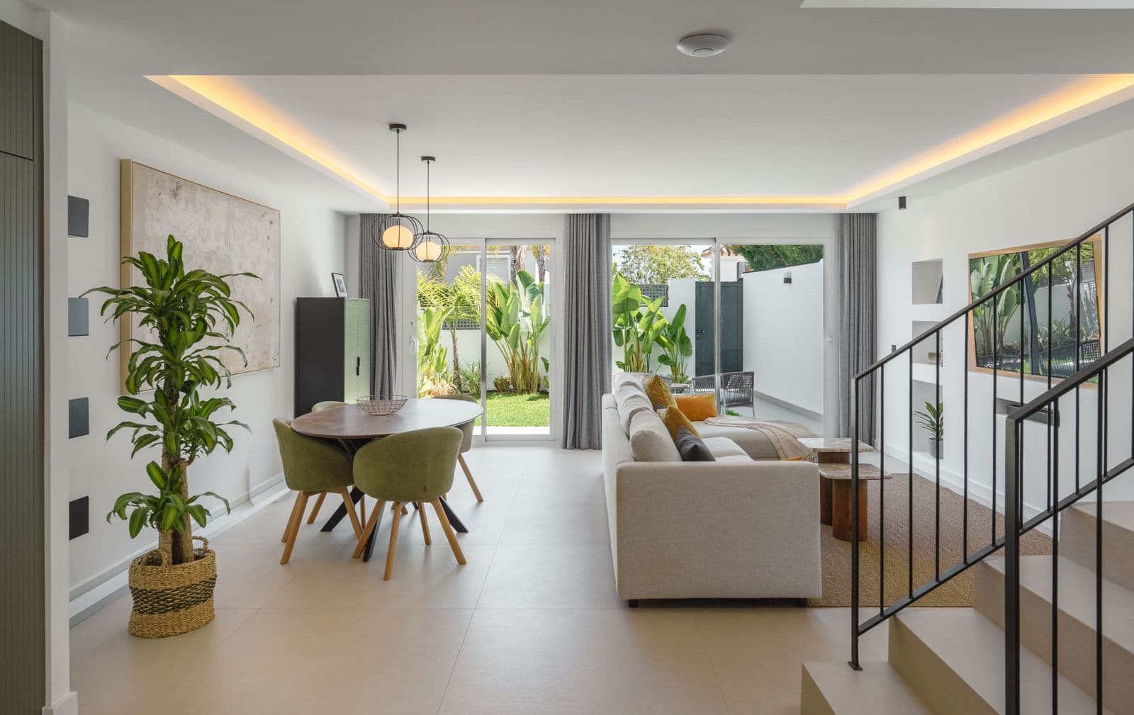 Townhouse in Nueva Andalucía, Nueva Andalucía