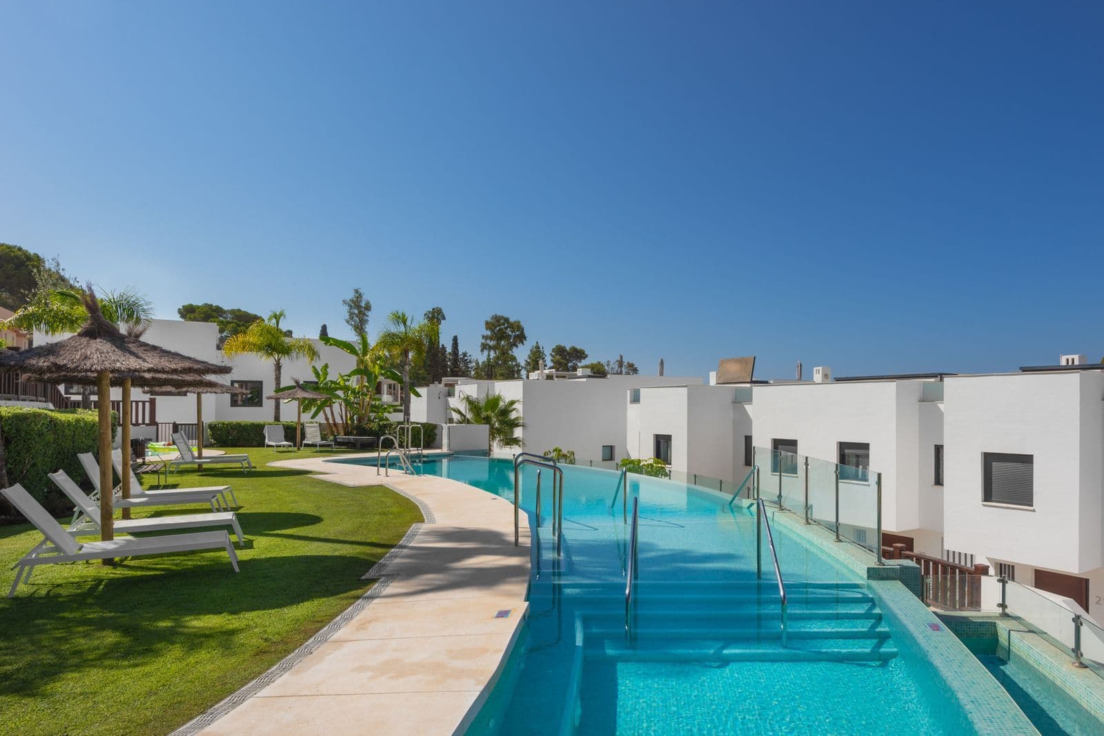 Townhouse in The Golden Mile, Marbella