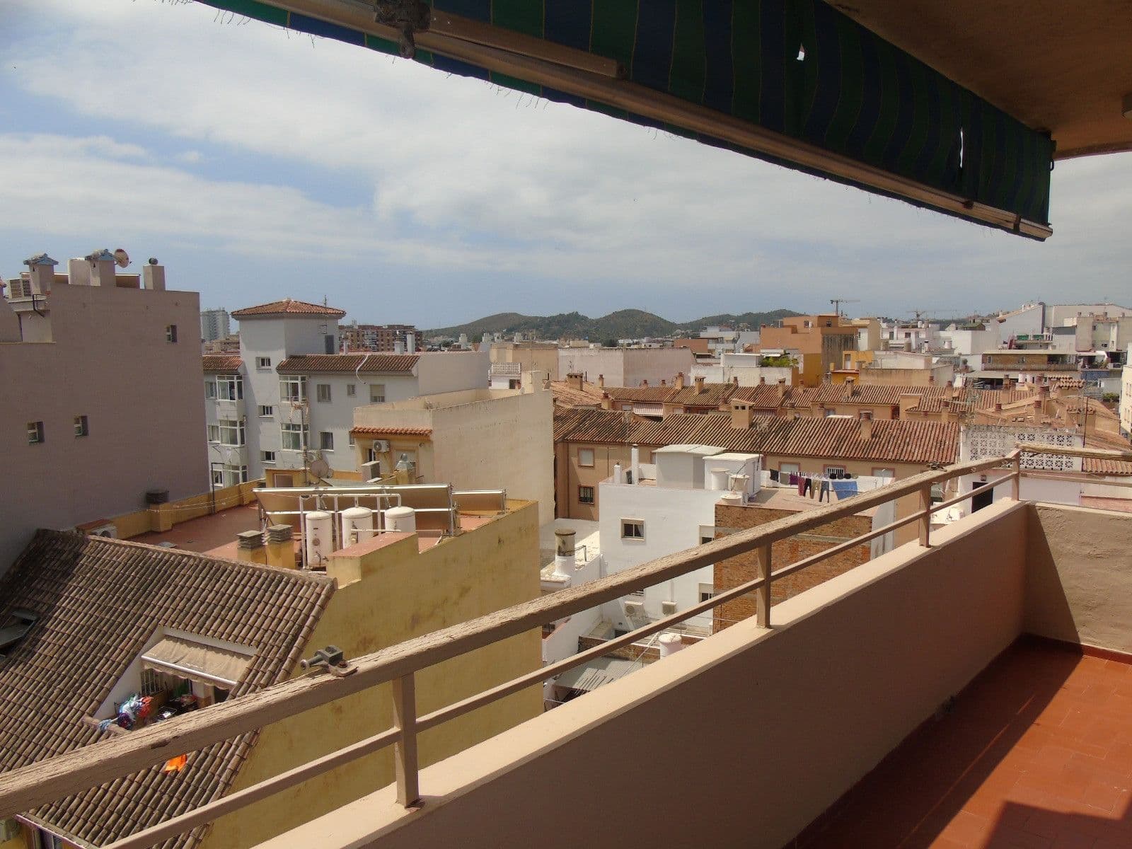 Middle Floor Apartment in Fuengirola, Fuengirola