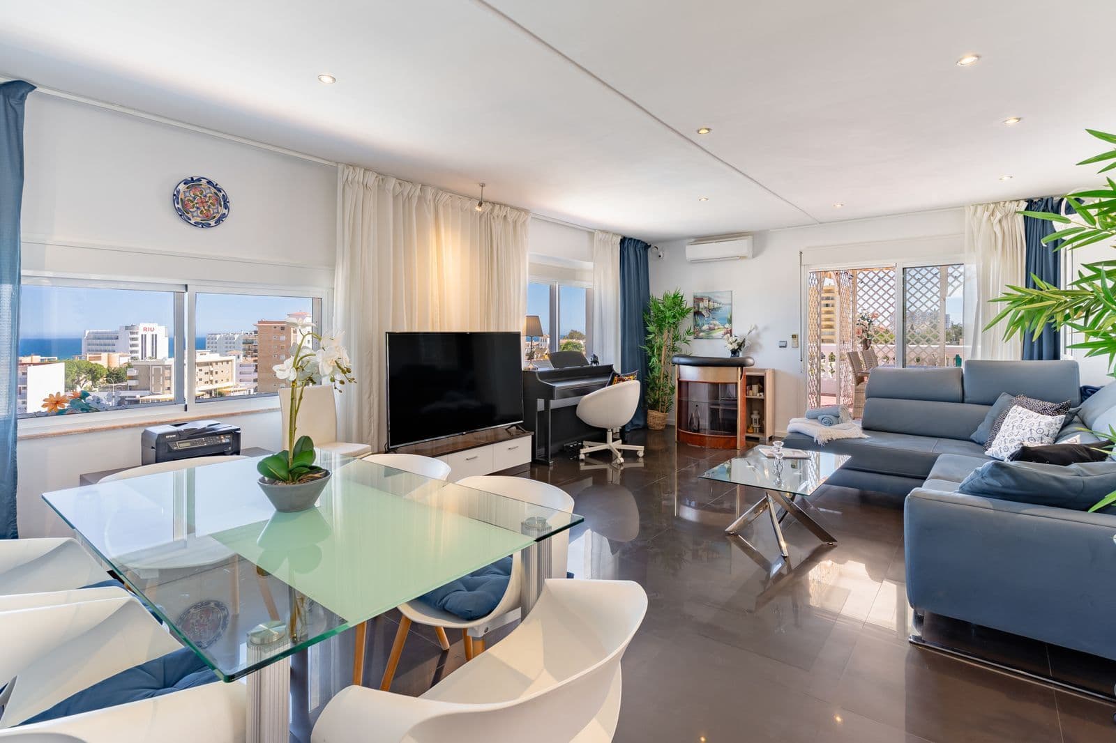 Penthouse in La Carihuela, Torremolinos