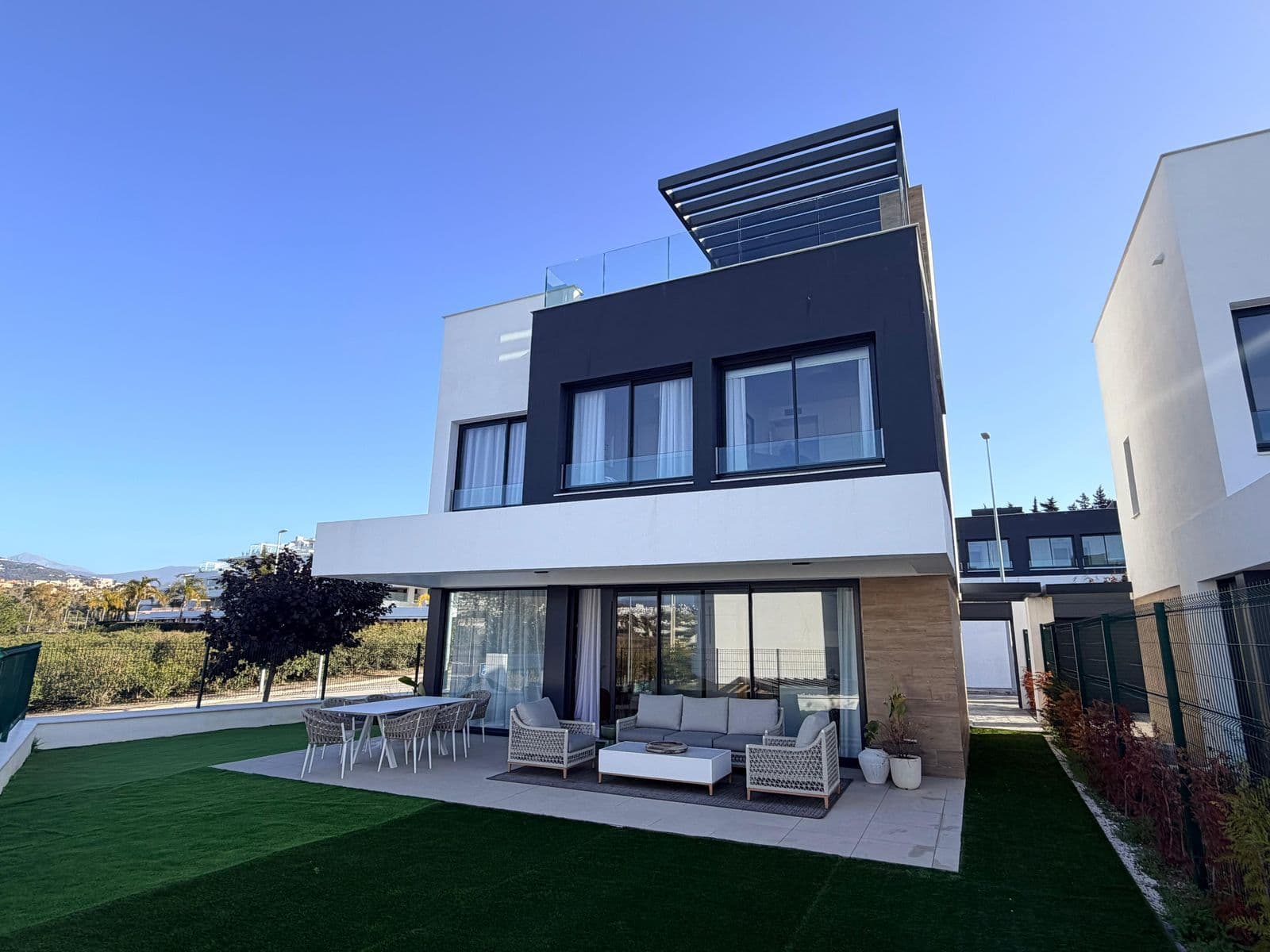 Detached Villa in Estepona, Estepona