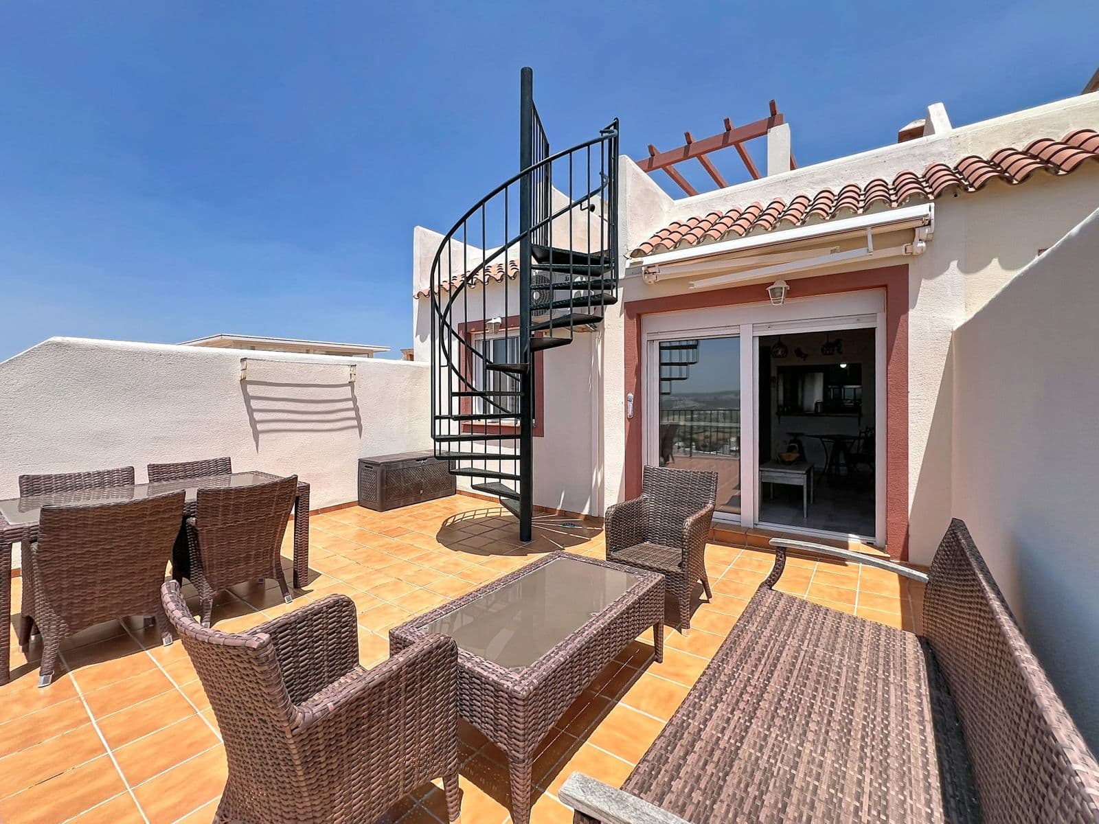 Penthouse in Doña Julia, Casares
