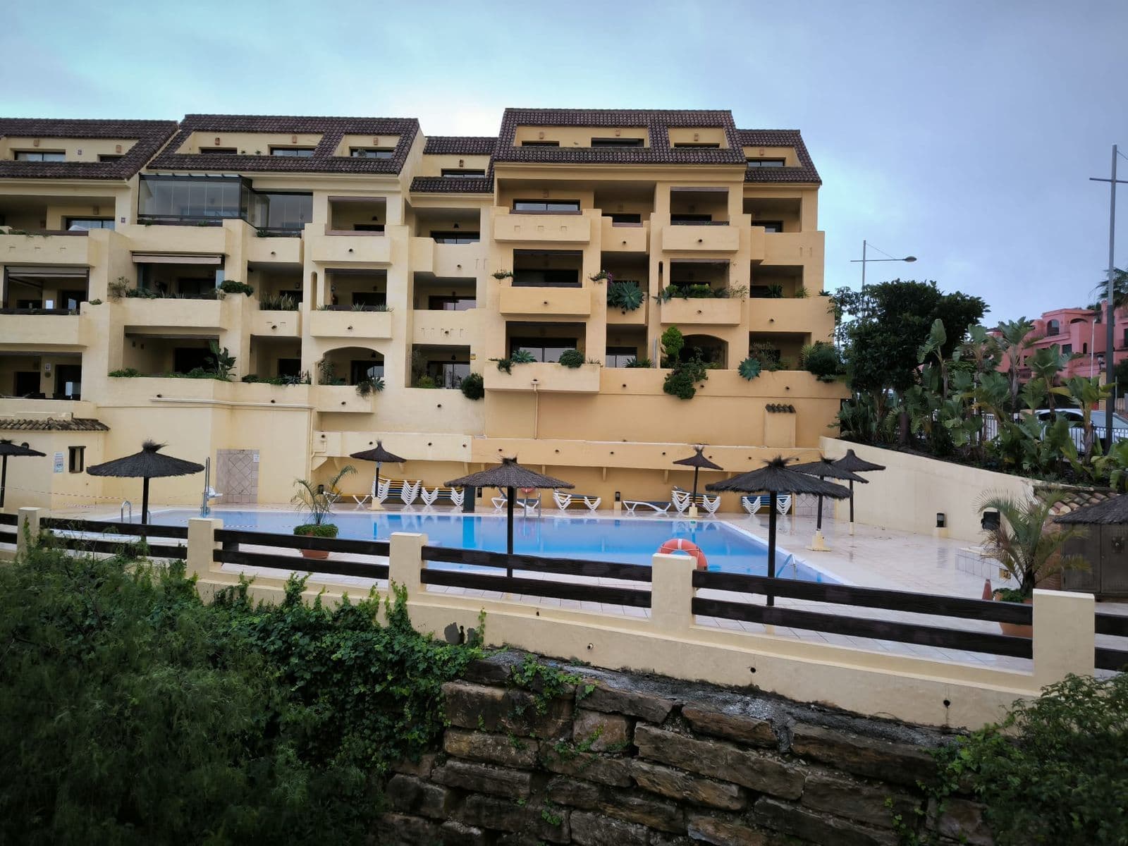 Middle Floor Apartment in La Duquesa, Manilva