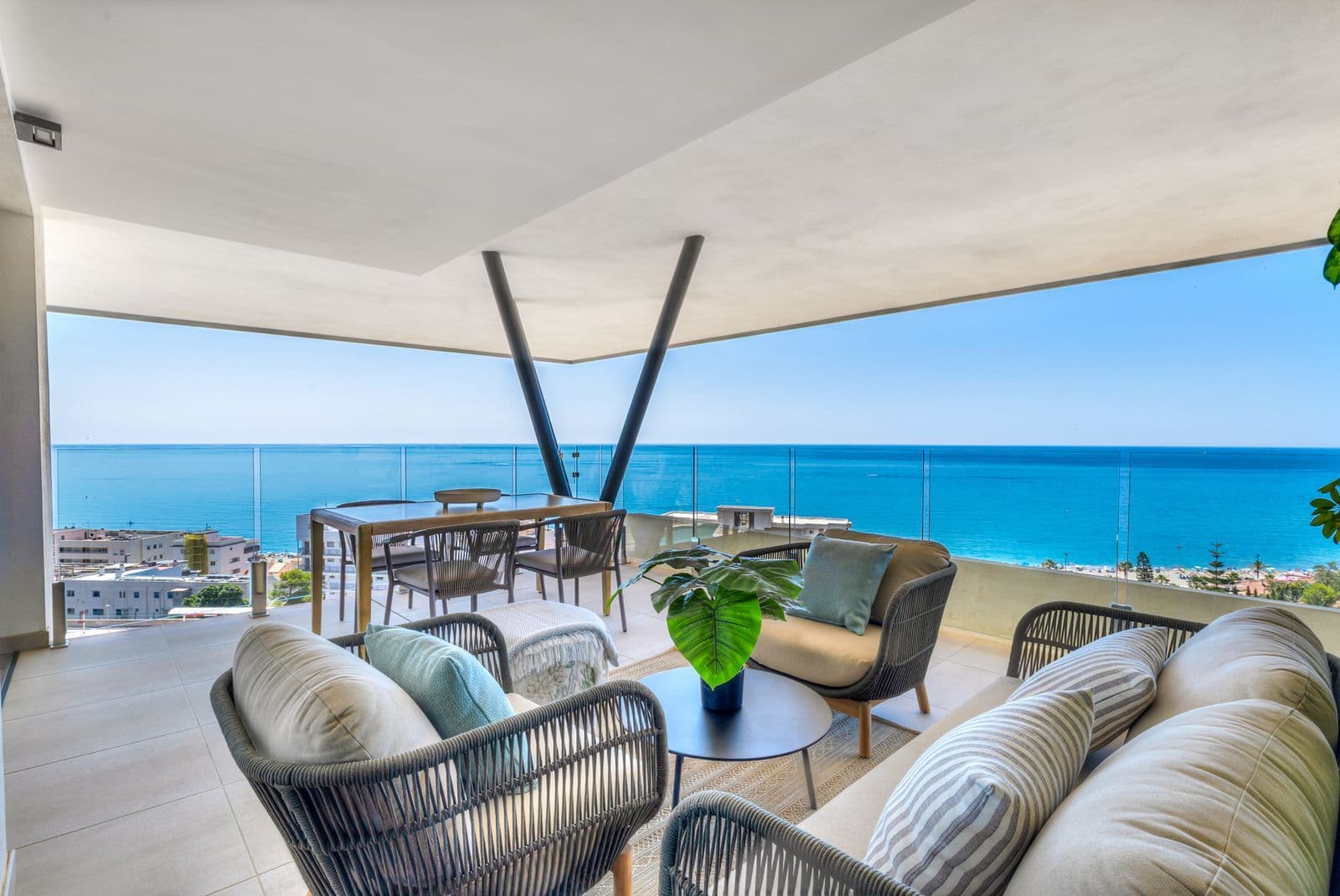 Middle Floor Apartment in Fuengirola, Fuengirola
