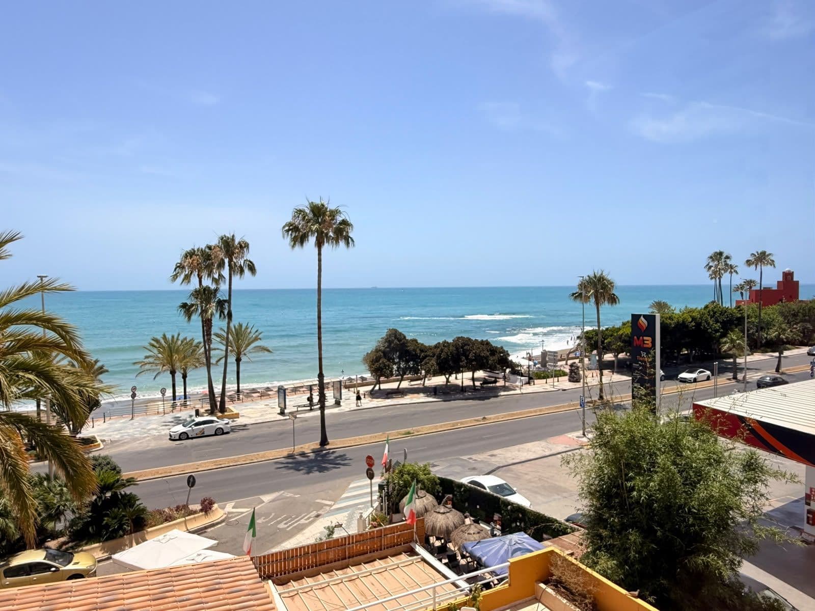 Middle Floor Apartment in Benalmadena, Benalmádena