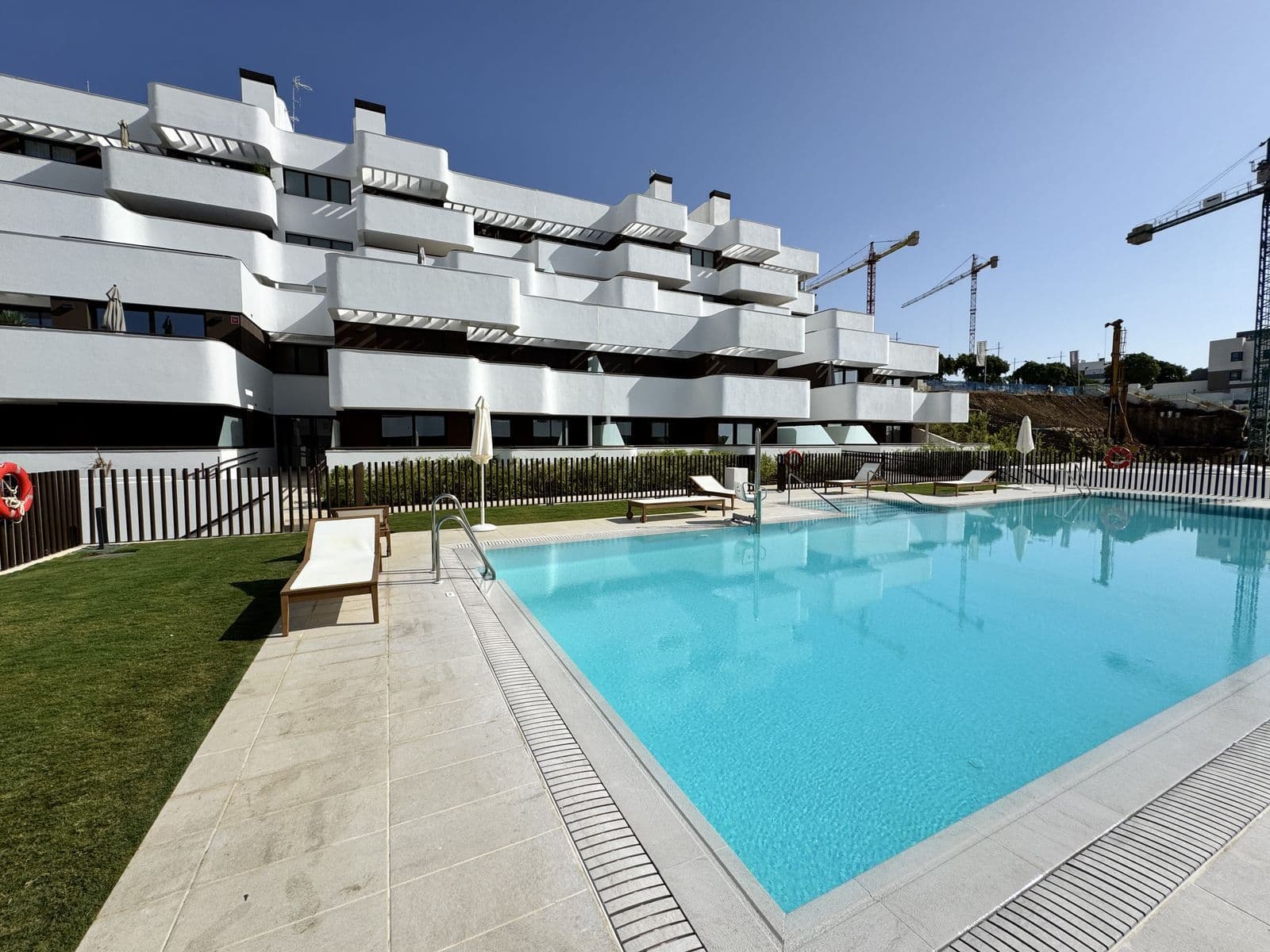 Ground Floor Apartment in Estepona, Estepona