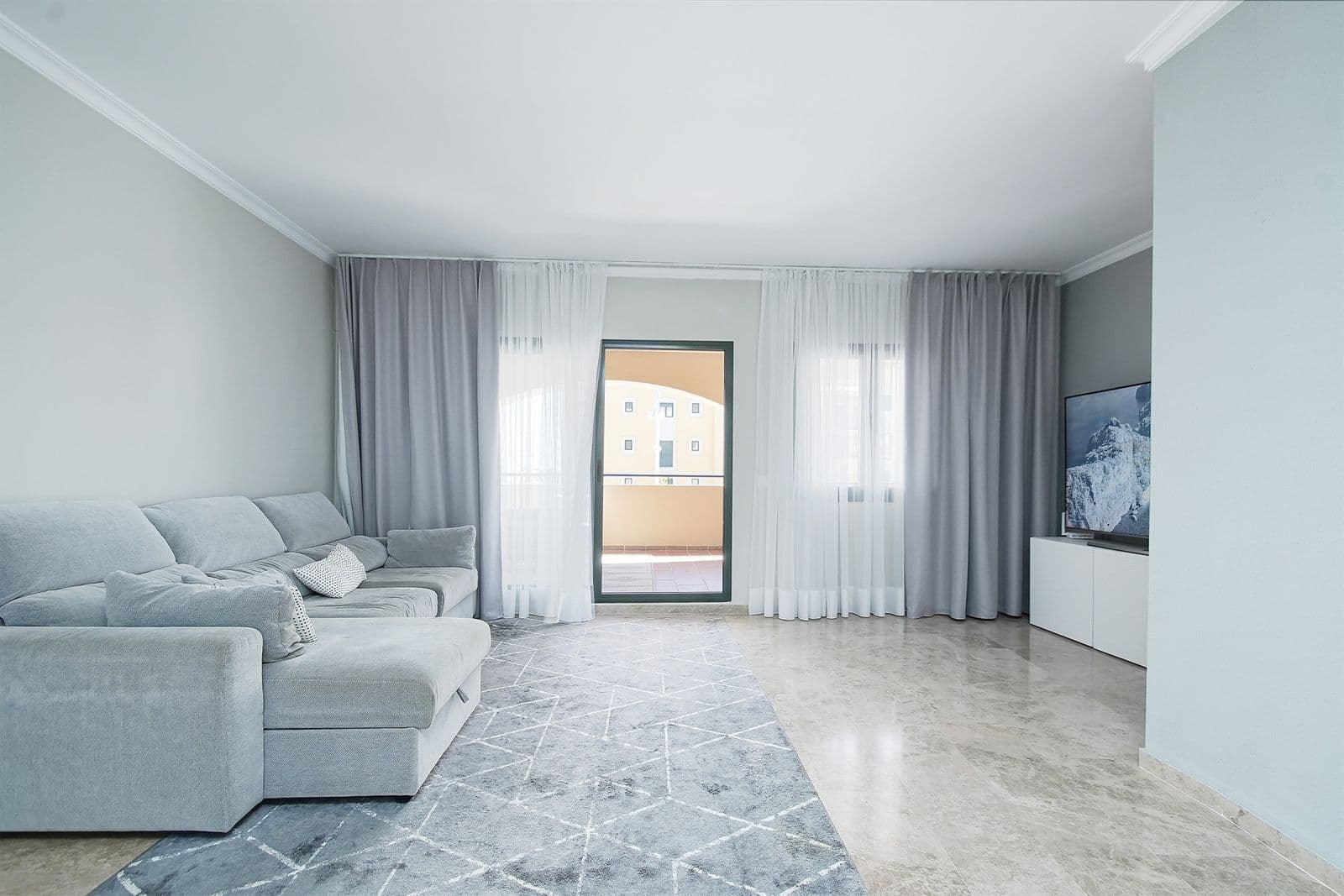 Middle Floor Apartment in San Pedro de Alcántara, Marbella