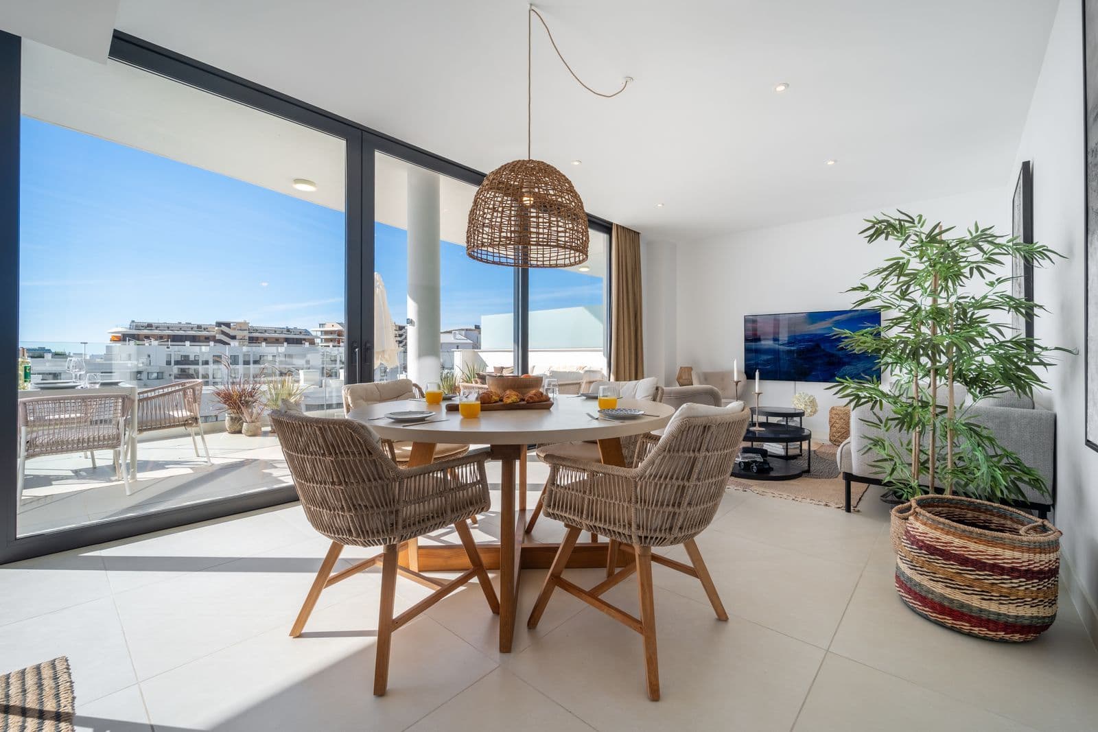 Middle Floor Apartment in Fuengirola, Fuengirola