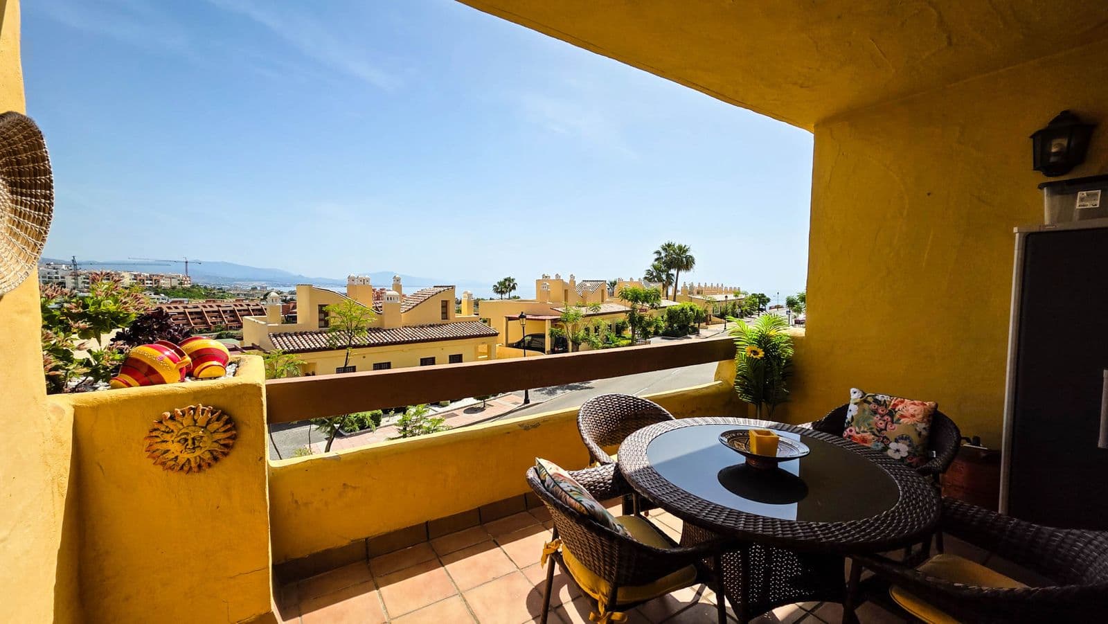 Middle Floor Apartment in Manilva, Manilva