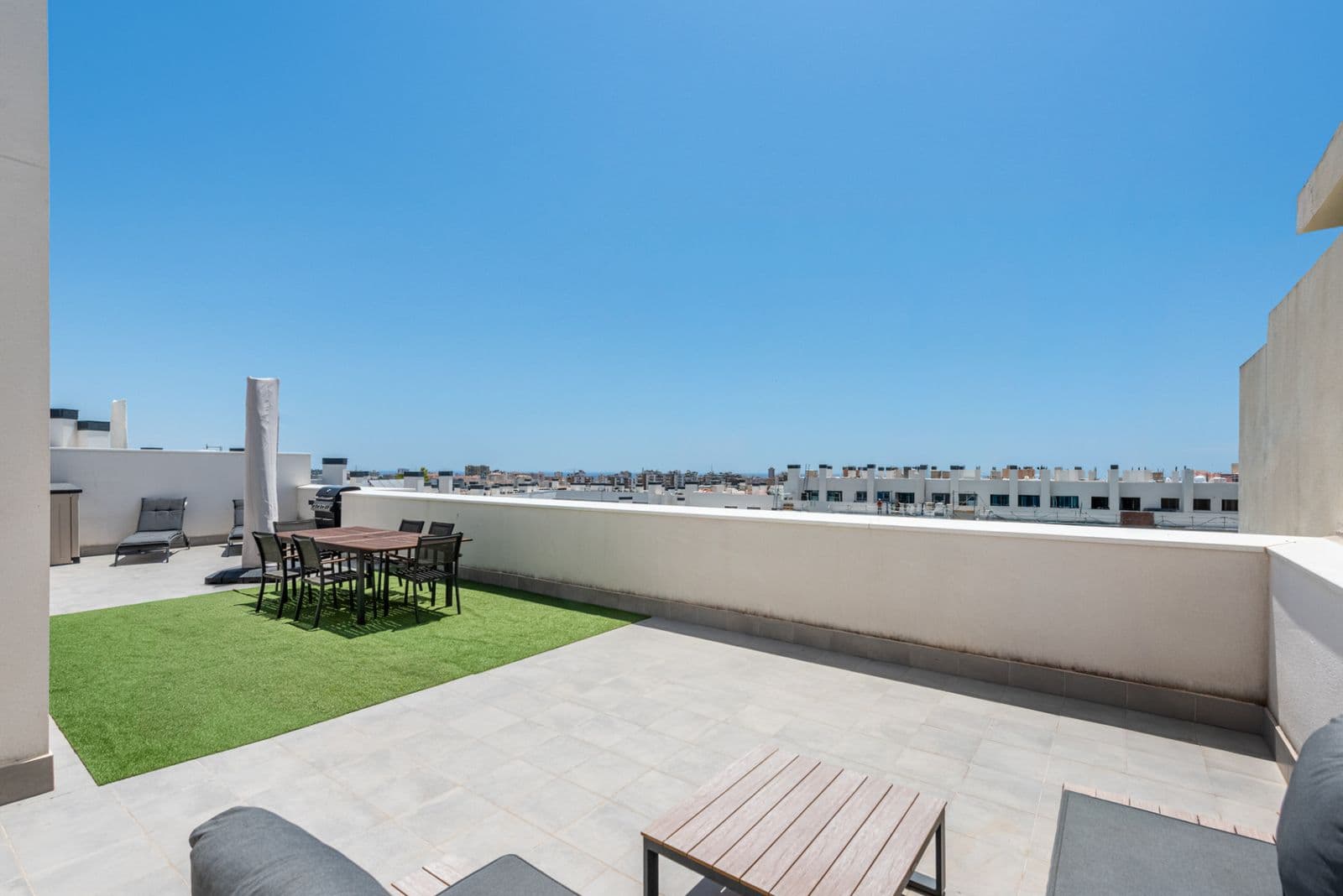 Penthouse in Las Lagunas, Fuengirola