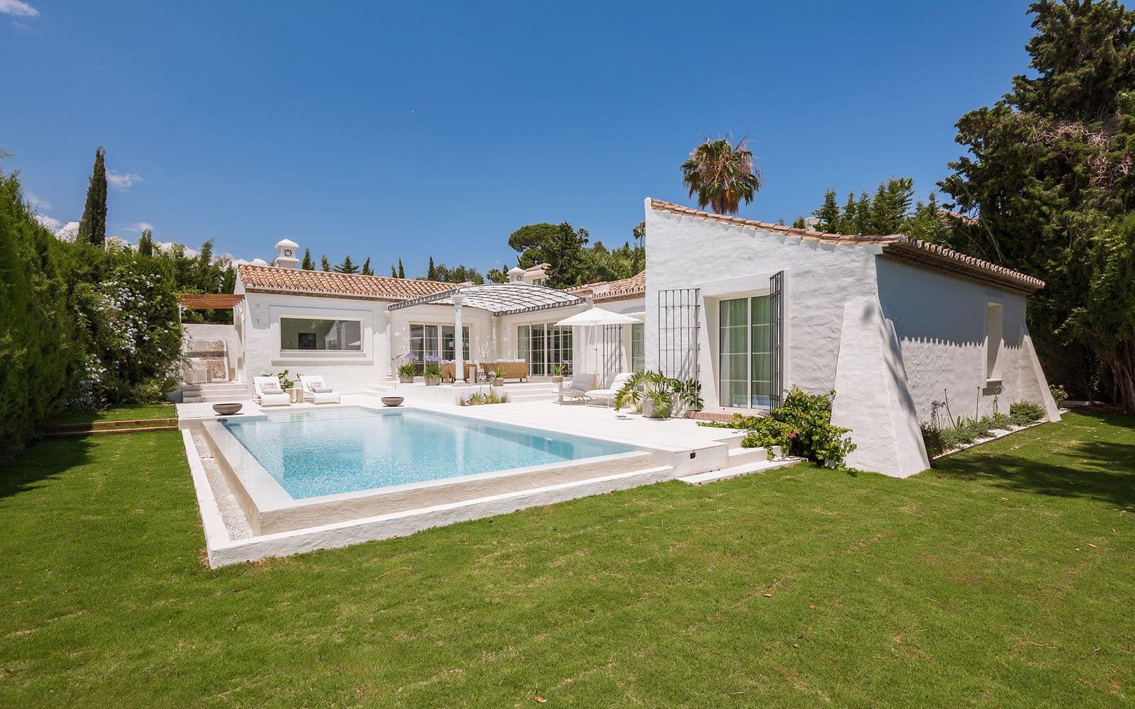 Detached Villa in Guadalmina Alta, Marbella