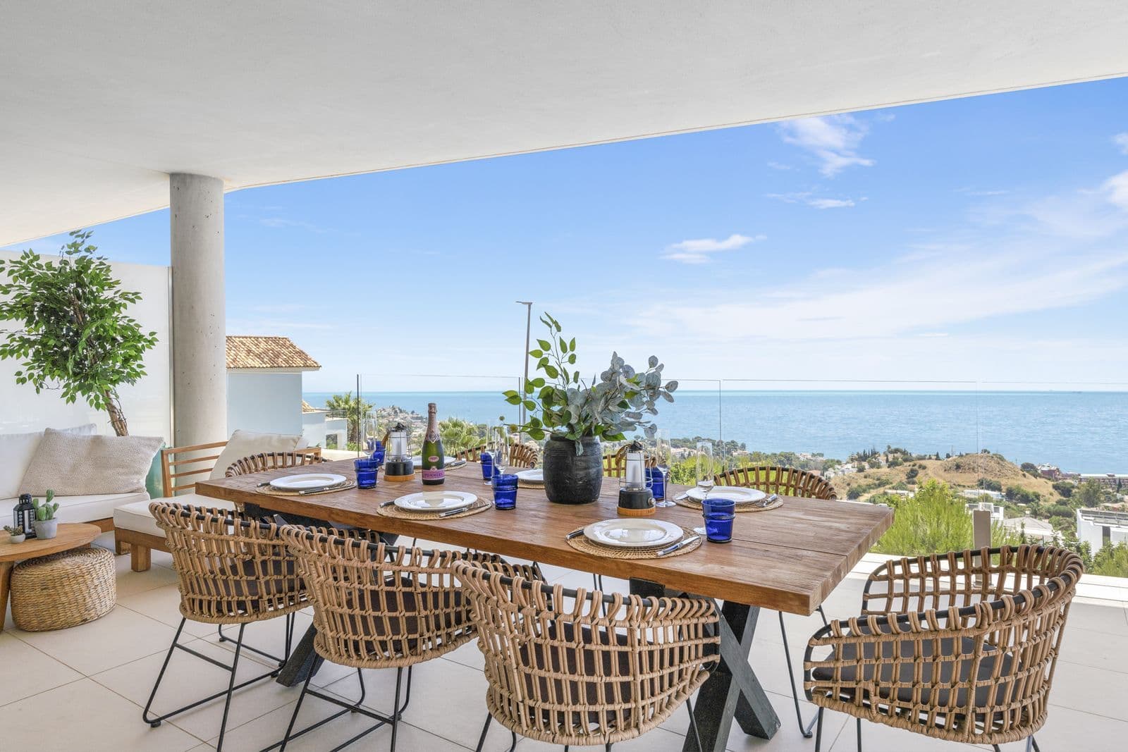 Middle Floor Apartment in Benalmadena, Benalmádena