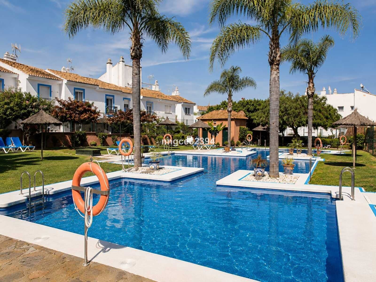 Penthouse in La Duquesa, Manilva