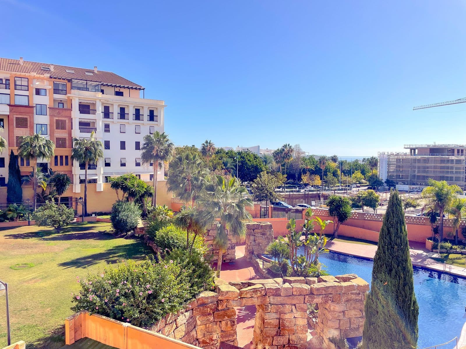 Middle Floor Apartment in San Pedro de Alcántara, Marbella