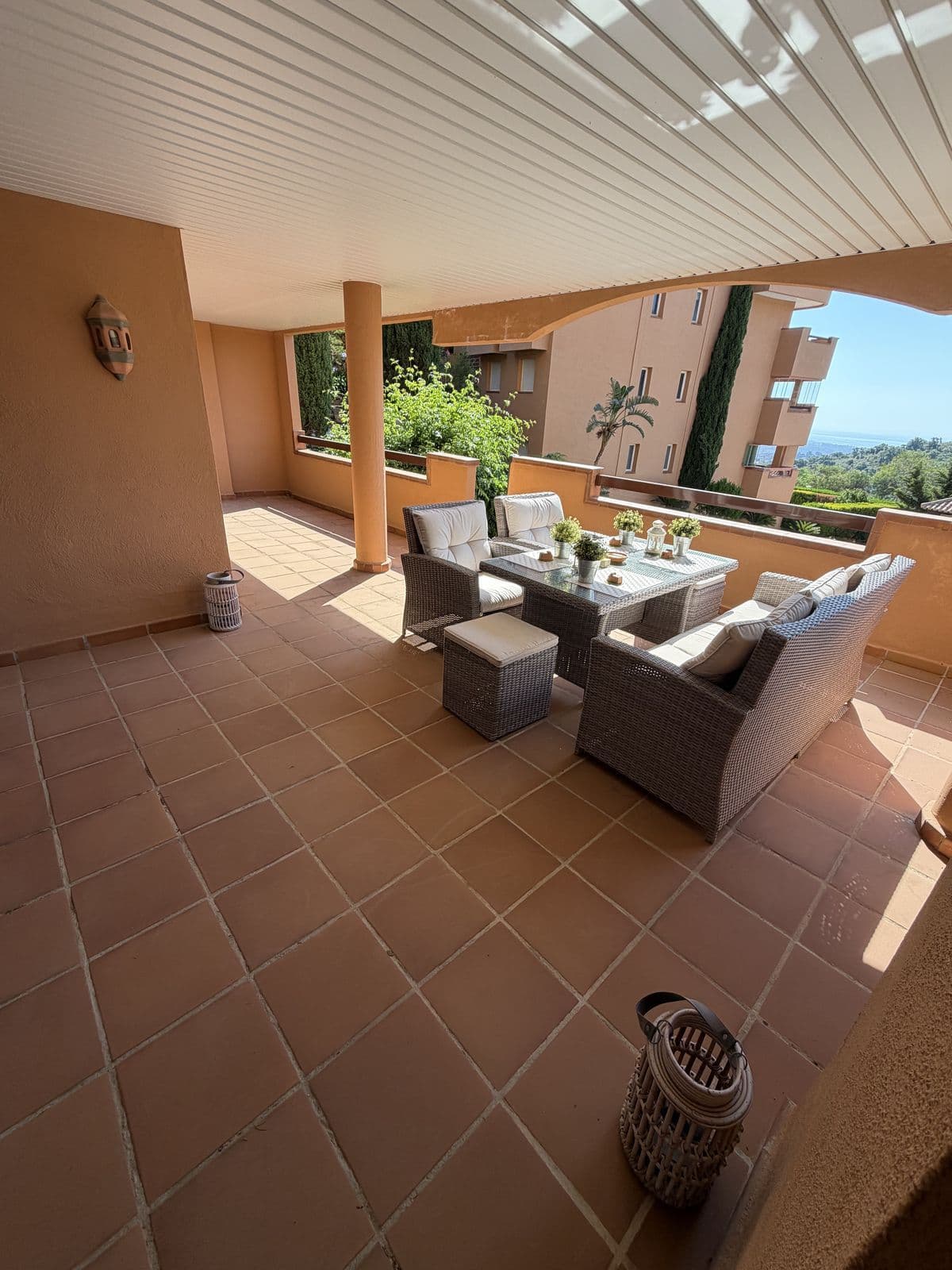 Ground Floor Apartment in La Mairena, Marbella East