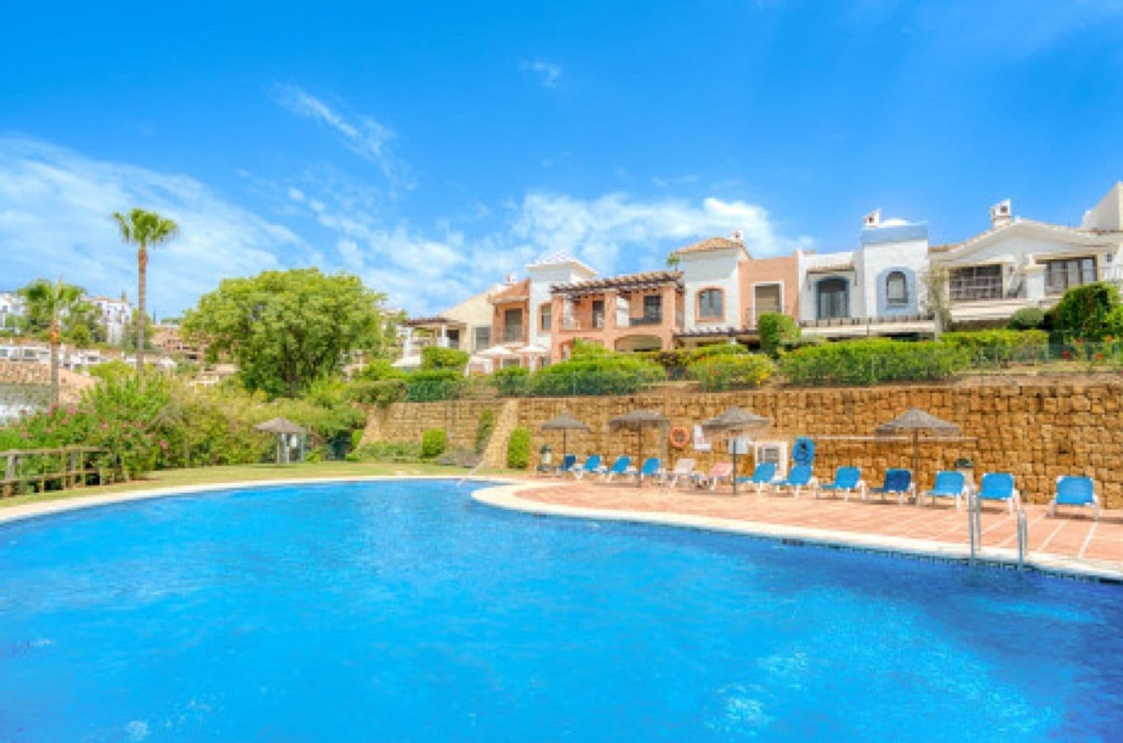 Townhouse in Los Arqueros, Benahavís