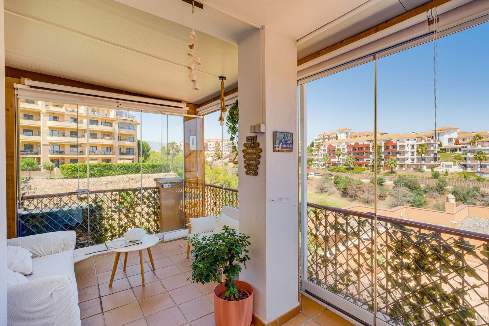 Middle Floor Apartment in Riviera del Sol, Mijas