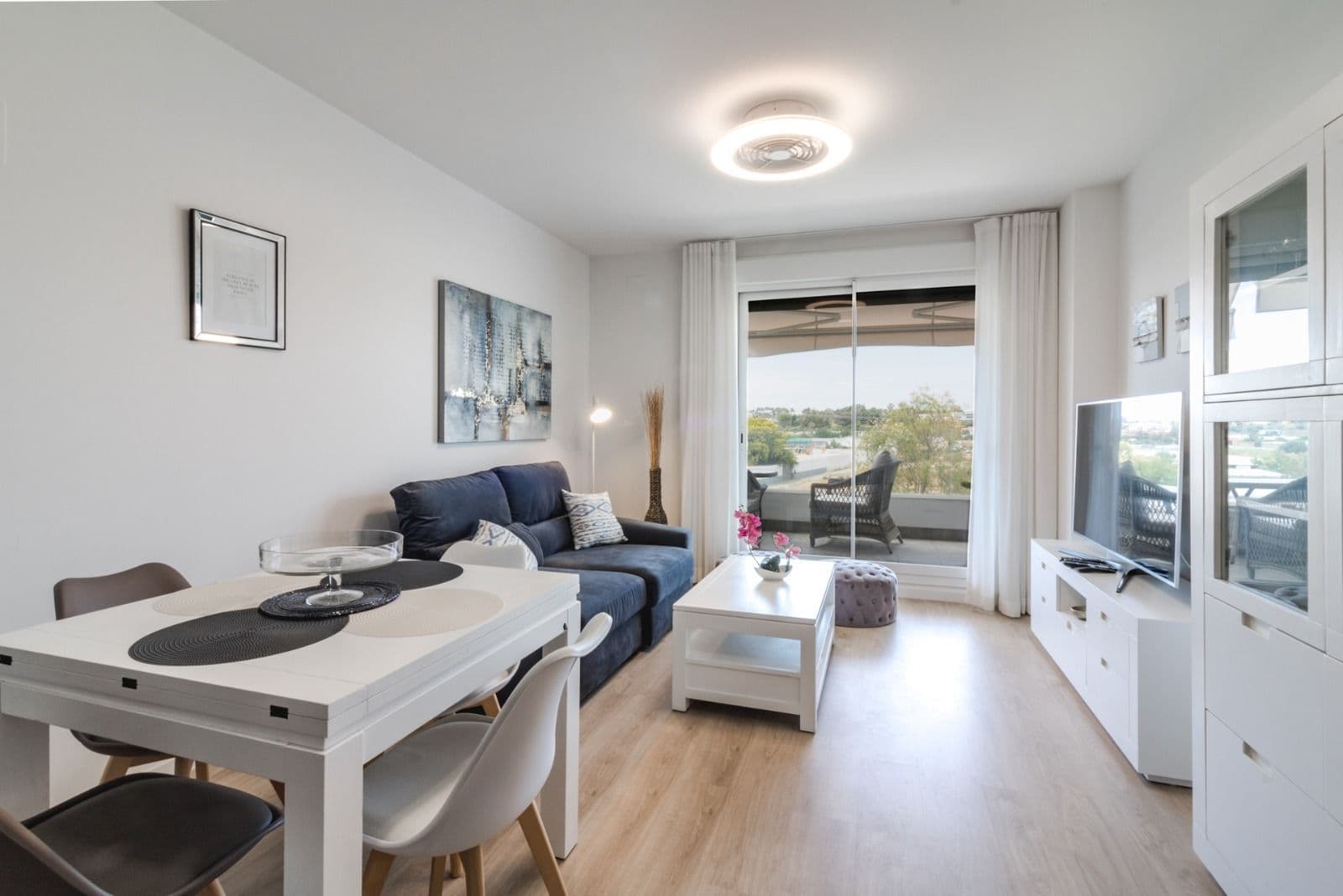 Middle Floor Apartment in Nueva Andalucía, Nueva Andalucía