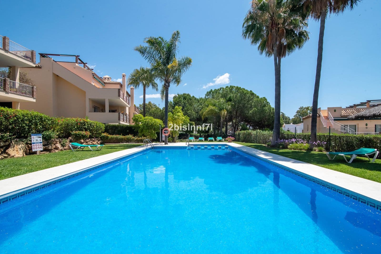 Middle Floor Apartment in Nueva Andalucía, Nueva Andalucía