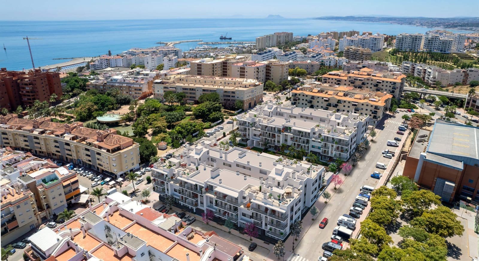 Middle Floor Apartment in Estepona, Estepona