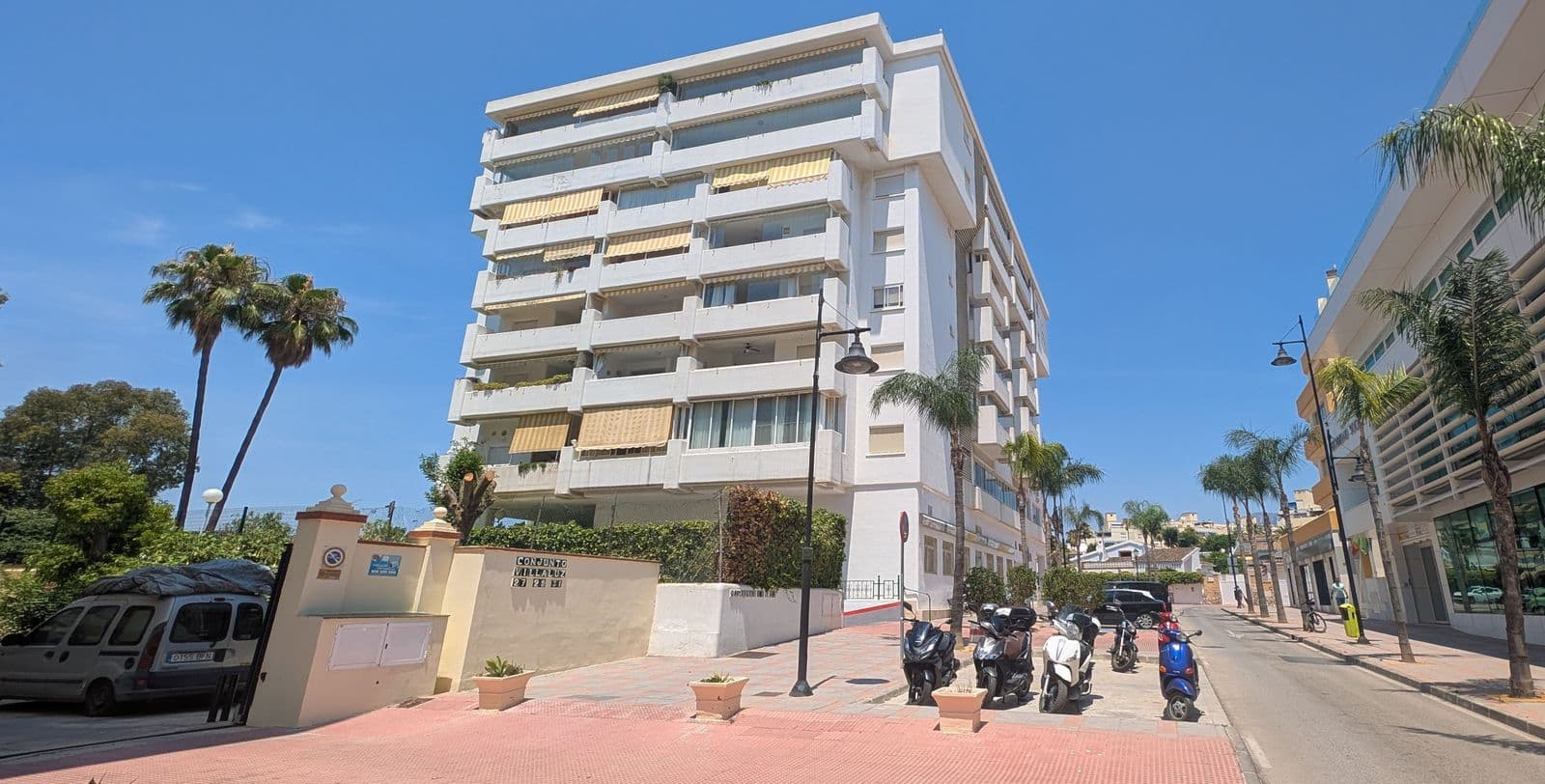 Middle Floor Apartment in Fuengirola, Fuengirola