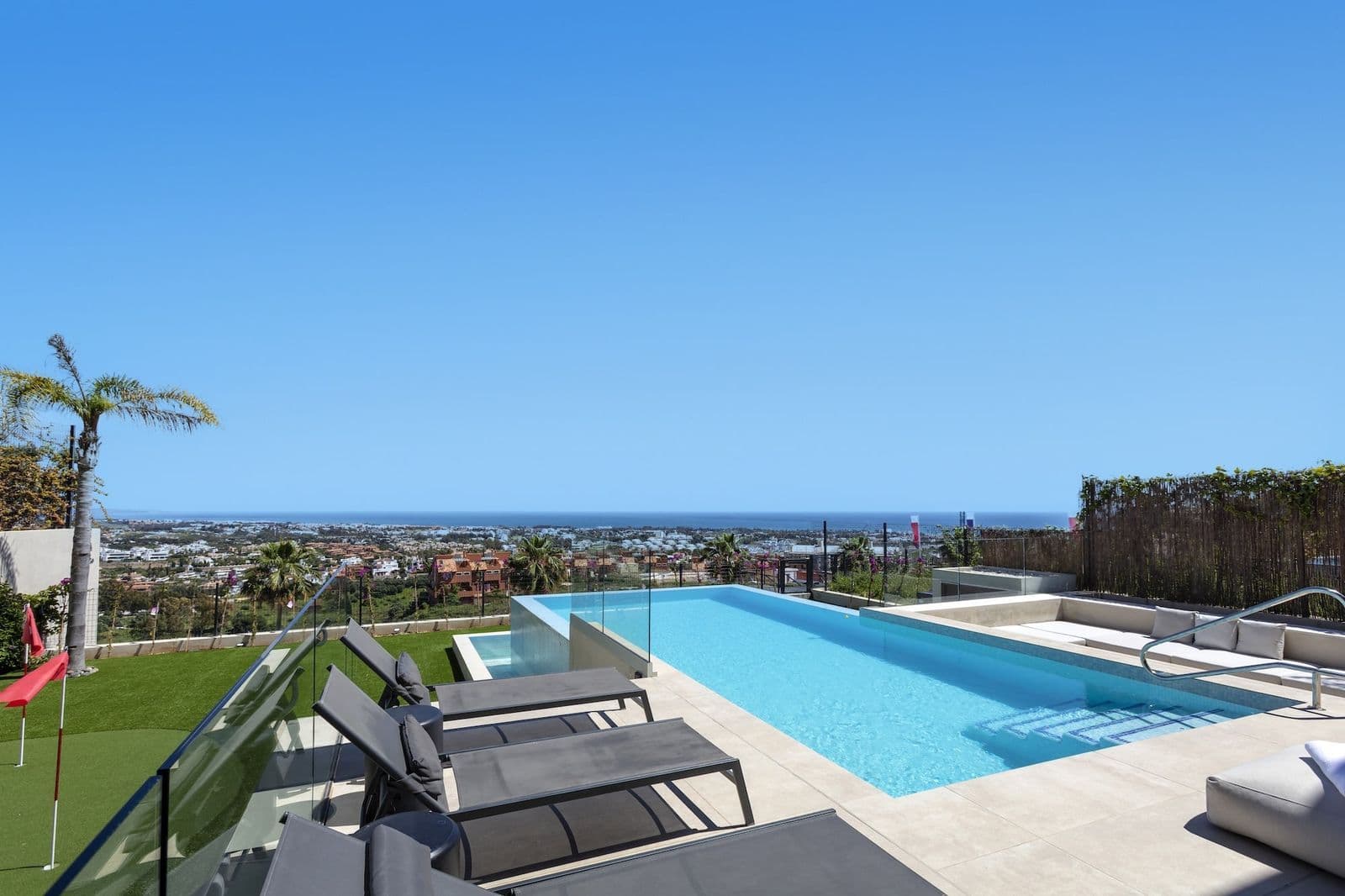 Detached Villa in Benahavís, Benahavís