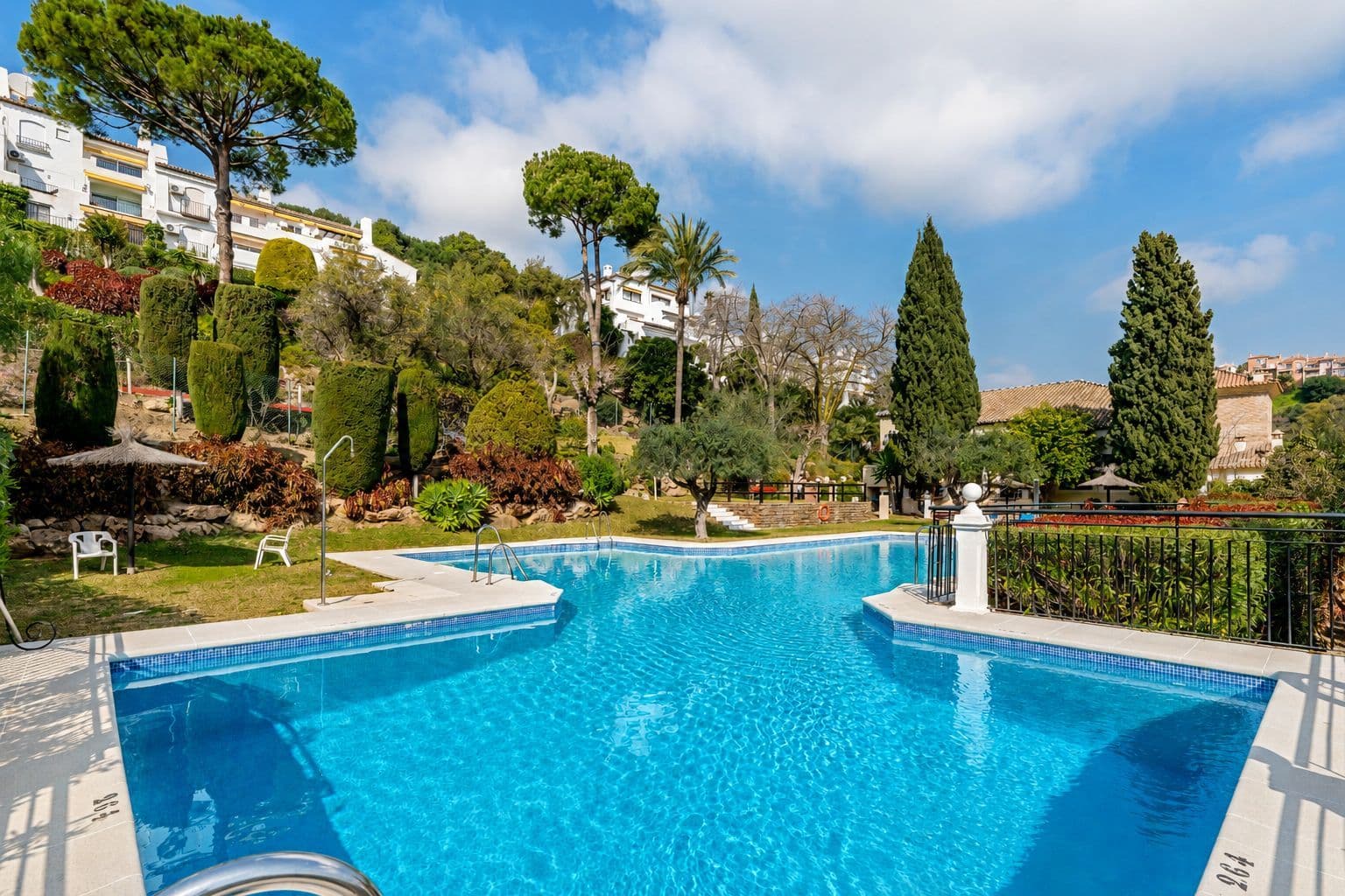 Middle Floor Apartment in Los Almendros, Los Almendros