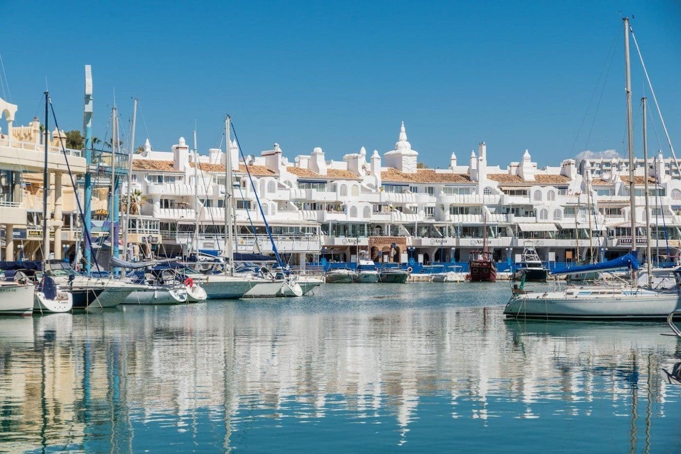 Commercial Premises in Benalmadena, Benalmádena
