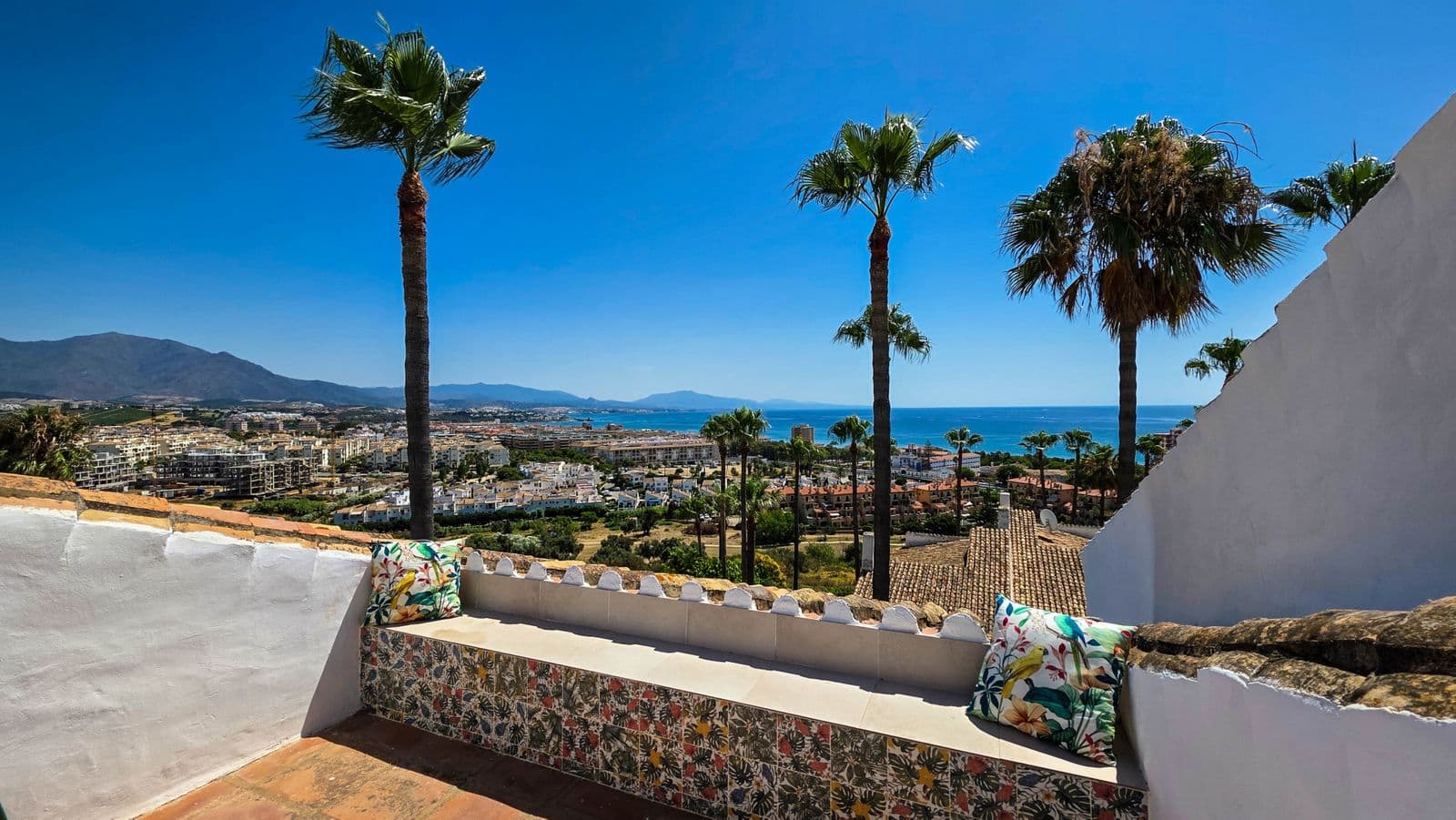 Townhouse in La Duquesa, Manilva