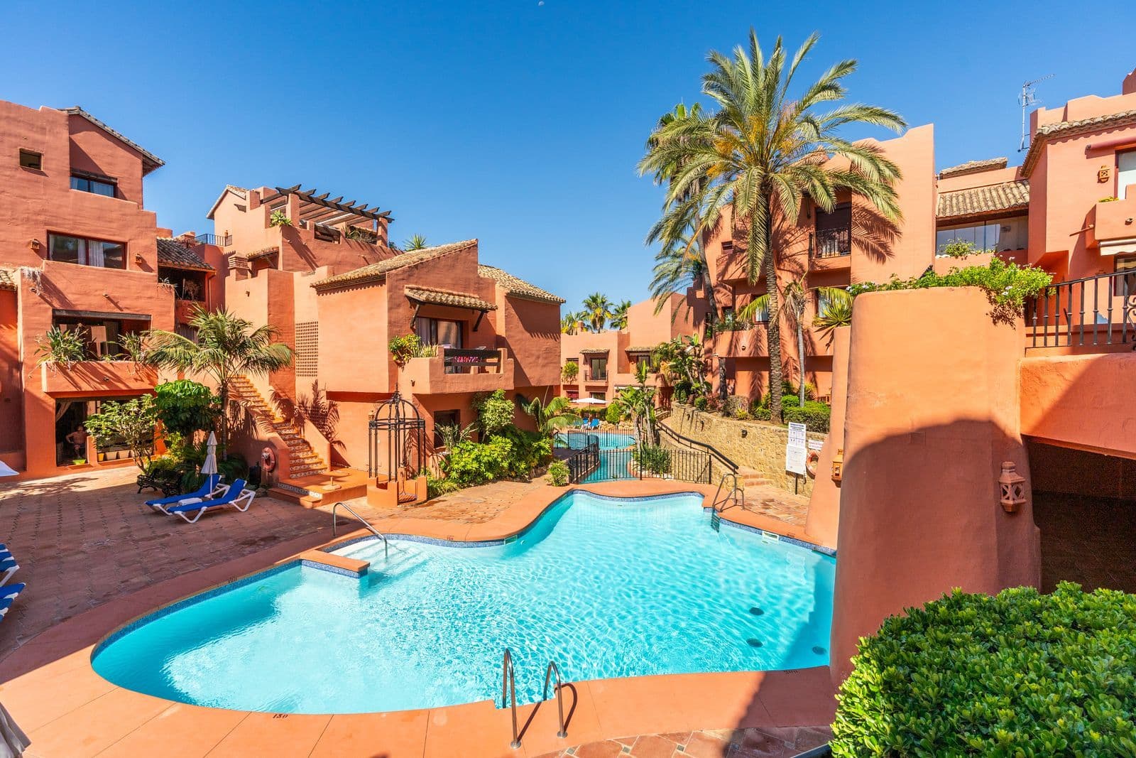 Middle Floor Apartment in Elviria, Marbella East